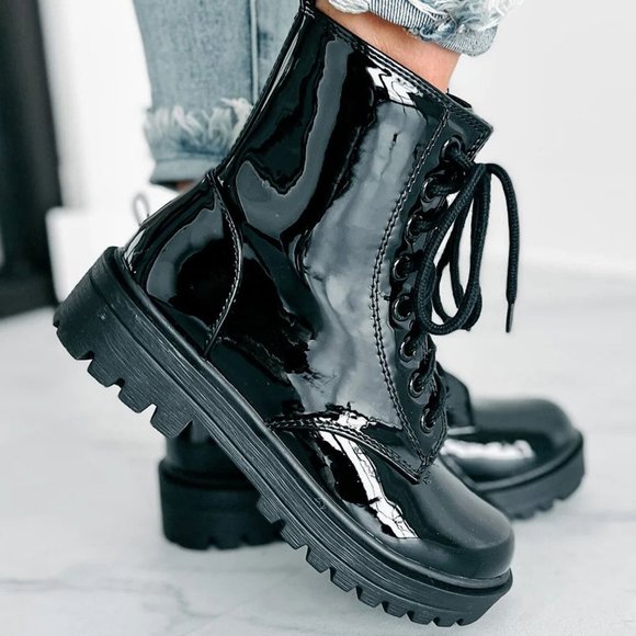 Soda Black Ankle Boots - Picture 2 of 8